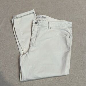 Universal Thread White Skinny Jeans 20W